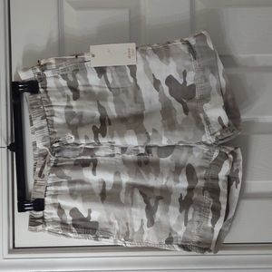 Dylan Bermuda Shorts